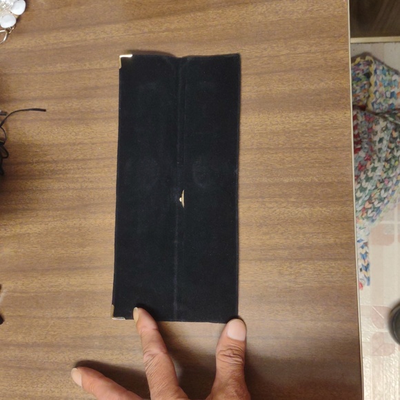 Disney Beauty and the Beast Black and Gold Pouch With Musical Watch - Picture 5 of 11